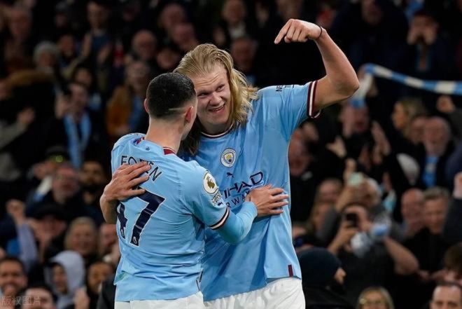 马特乌斯：我和马拉多纳就像梅西和C罗，但我们场外相处更多（马特乌斯：我与马拉多纳如梅罗之争，私下往来更频繁）