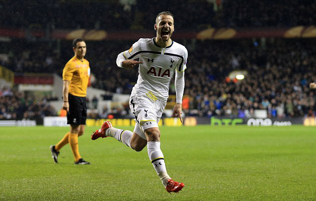 迪亚洛：球队体系取决于对手，有时候也踢442和433阵型（迪亚洛：体系随对手而变，偶尔排出442或433）