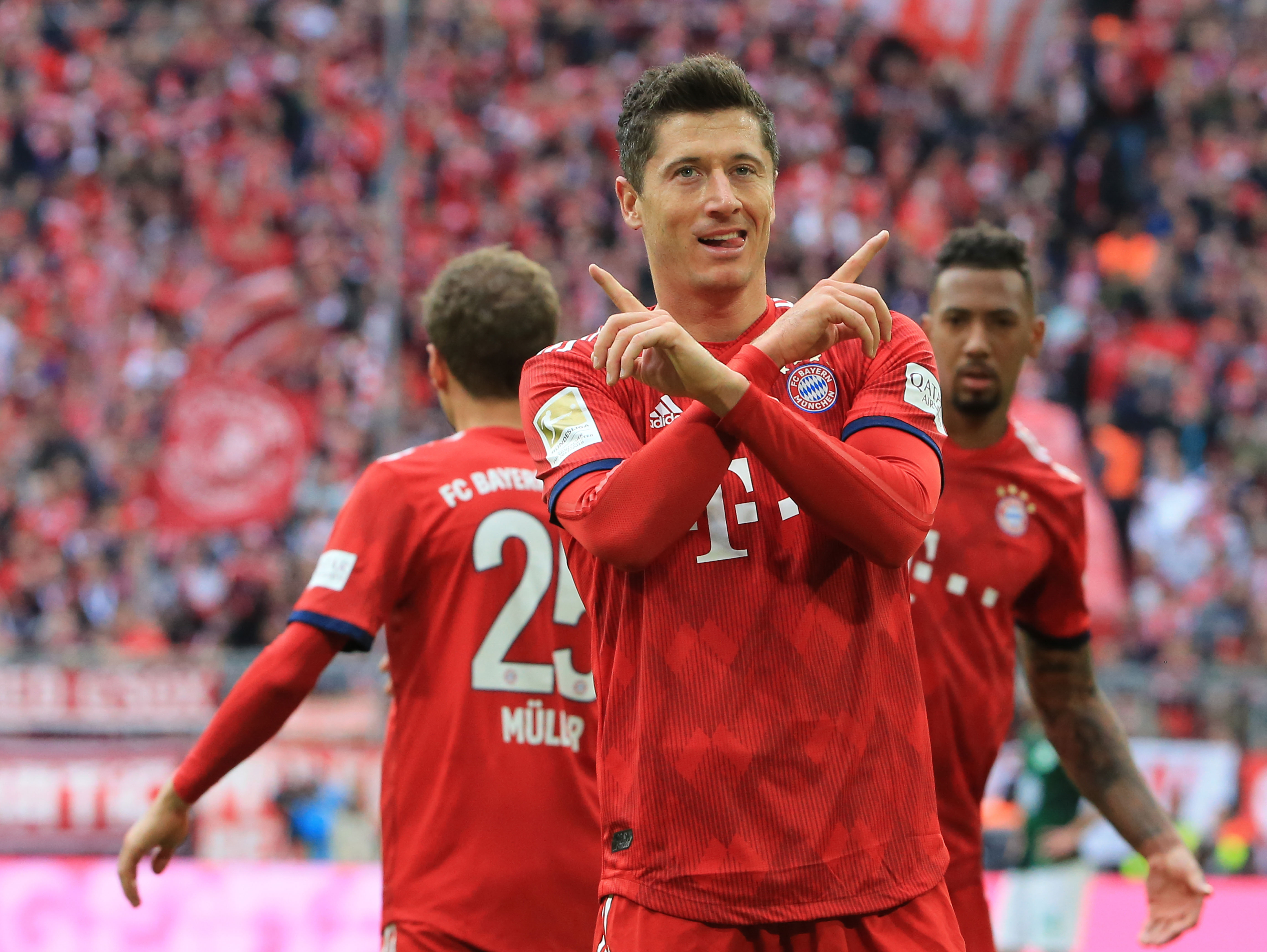 斯洛特：范戴克因病缺席今日比赛，布拉德利因小伤缺阵（斯洛特：范戴克因病无缘今日出战，布拉德利轻伤缺席）