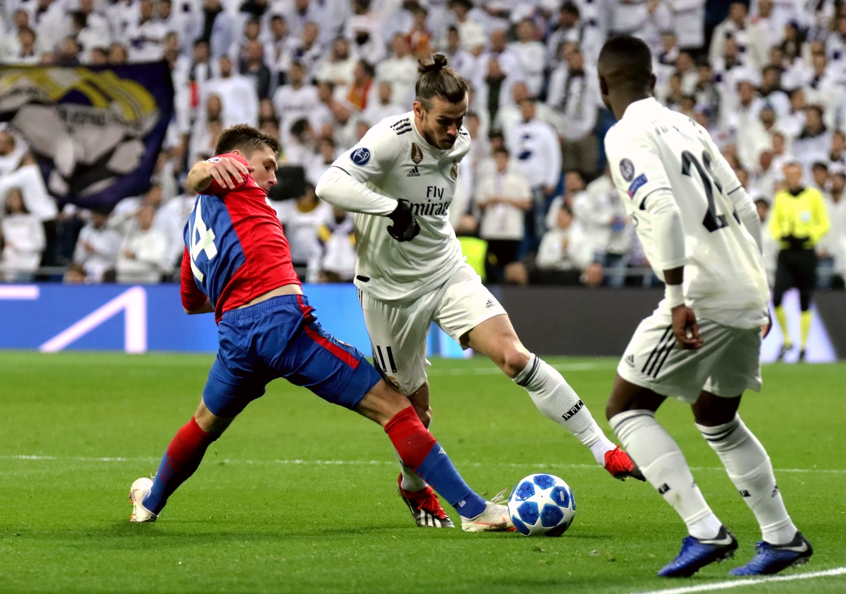 巴萨各项赛事近16比赛仅1次零封，其中15场合计丢了27球（巴萨各项赛事近16战仅1次零封，其余15场共失27球）