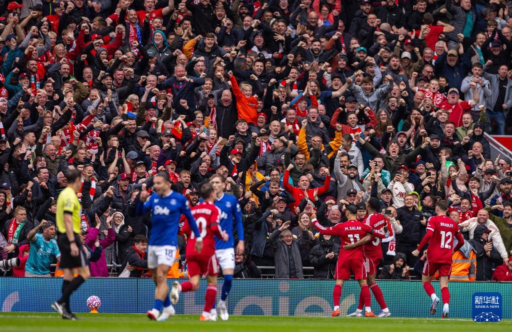 TA：阿森纳本赛季如走钢丝般惊险前行，但他们很少犯错（TA：阿森纳本季如履薄冰，却极少出错）