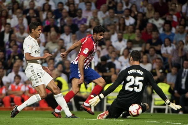 泰州主帅：苏超开赛阶段曾在凌晨接到愤怒球迷打来的质问电话（泰州主帅称苏超开局期间曾在凌晨接到愤怒球迷的质问来电）