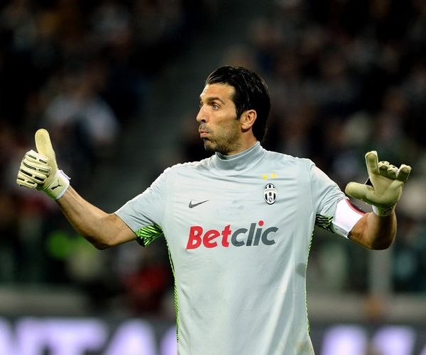 权田修一：申花外援的个人能力非常突出；拿到3分的感觉很好（权田修一盛赞申花外援个人能力出众：拿下3分感觉很棒）